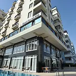 Royal Hill Hotel