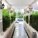 Hotel Royal Hill 3*