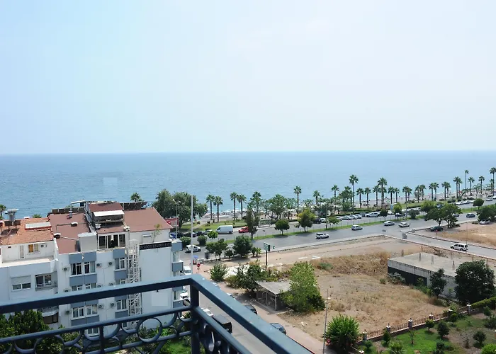 Royal Hill Hotel 3*