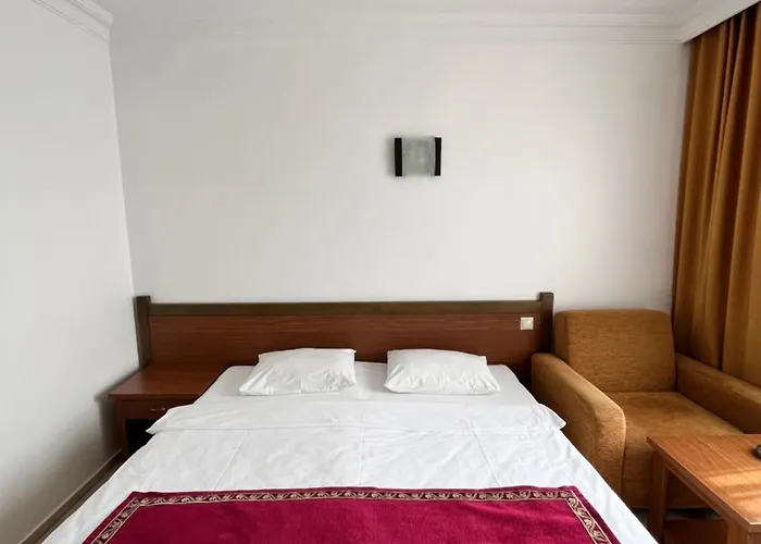 Royal Hill Hotel