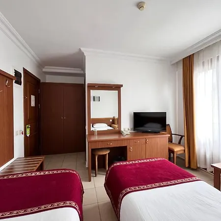 Royal Hill Hotel 3*