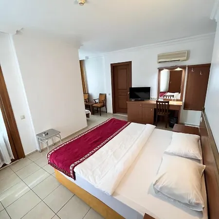 Royal Hill Hotel