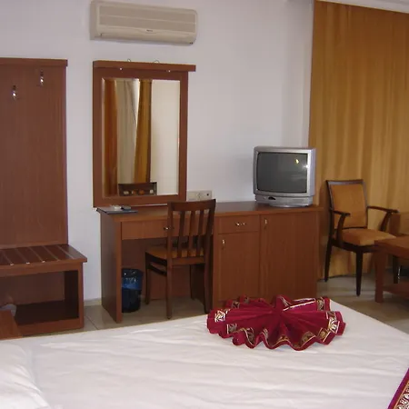 Royal Hill Hotel 3*