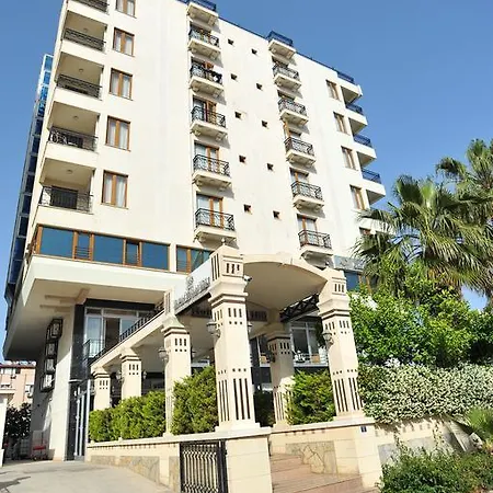 Royal Hill 3*
