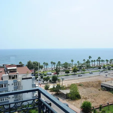 Royal Hill Hotel 3*